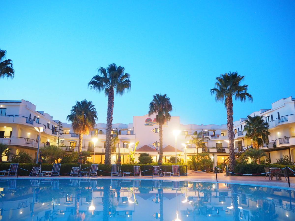 Oasiclub Hotel 비에스테 외부 사진