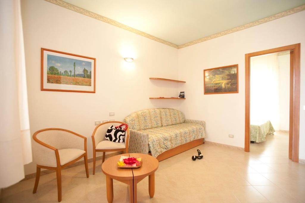 Oasiclub Hotel 비에스테 객실 사진