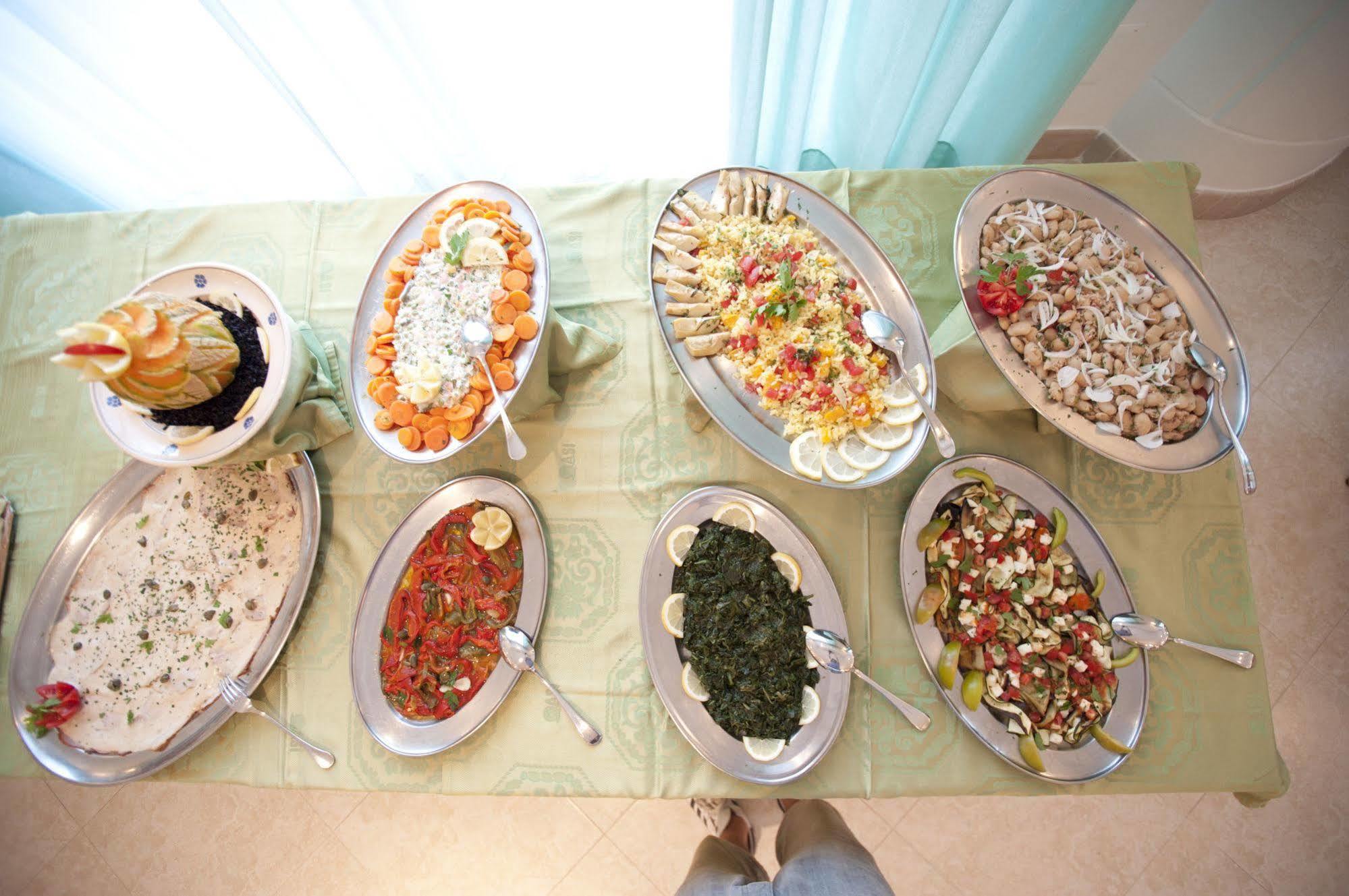 Oasiclub Hotel 비에스테 외부 사진
